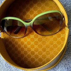 Gucci sunglasses. In excellent condition.